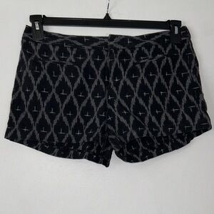 GAP Black and Gray Patterned Women Shorts‎ 100% Cotton size 8